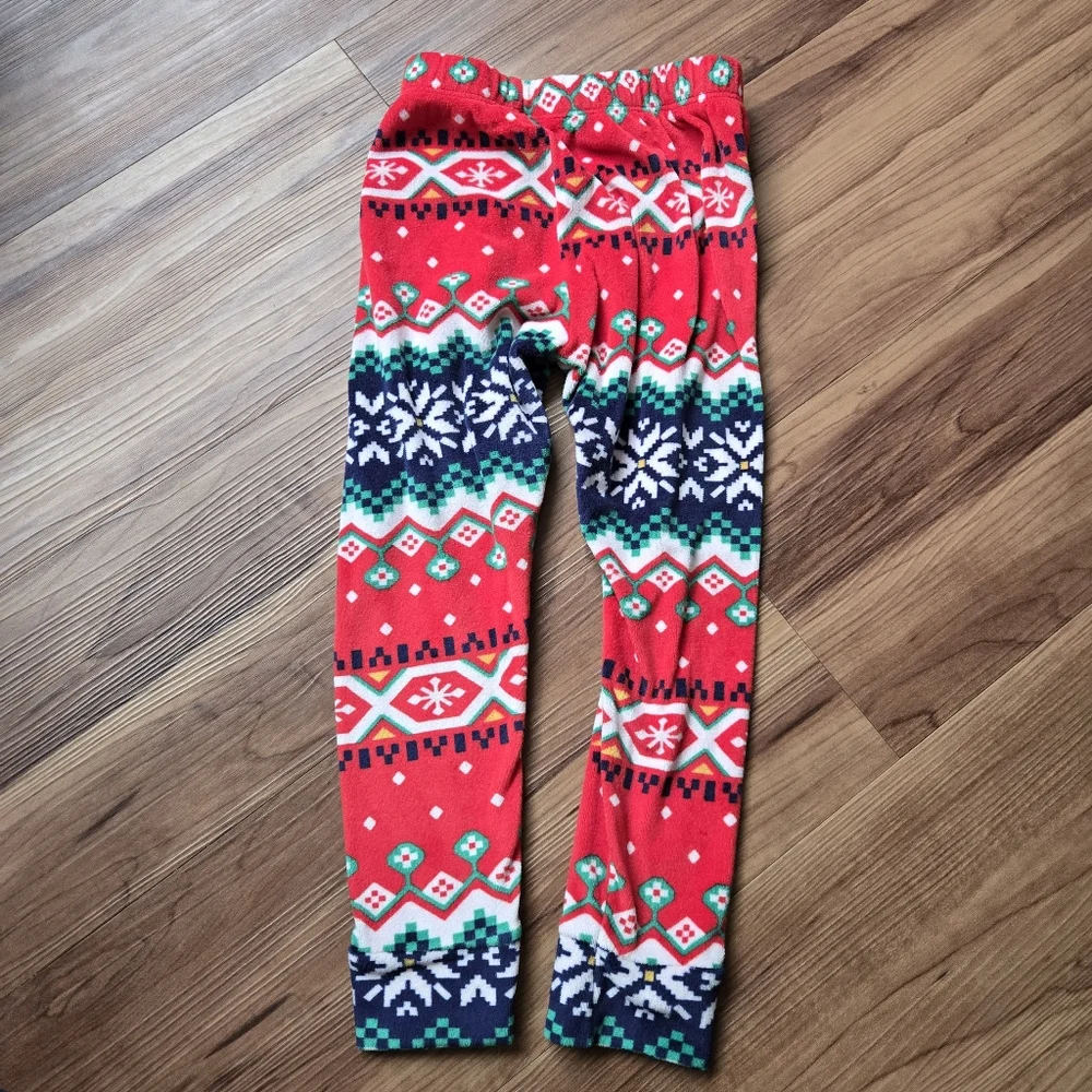 Kids 4T Set of 2 Winter Holiday Fair Isle Holiday Pajama sets EUC Red & Blue